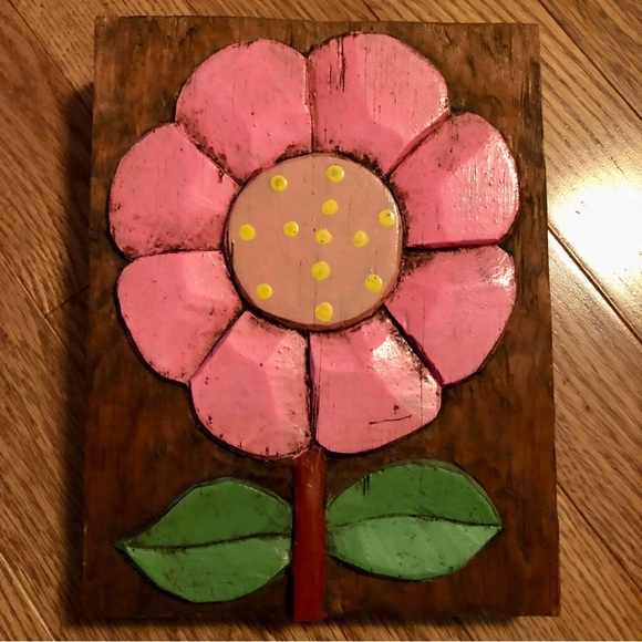 Hand carved wooden wall hangings - Picture 4 of 6